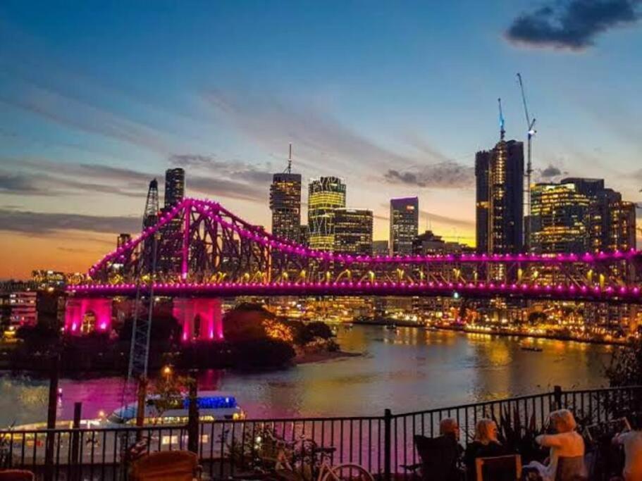 Elegant 5br Queenslander- Walk To Cbd & South Bank Brisbane